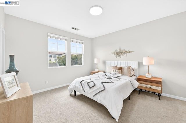 161 N L St 103, Livermore, CA 94550