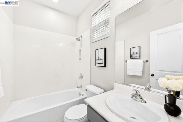 161 N L St 103, Livermore, CA 94550