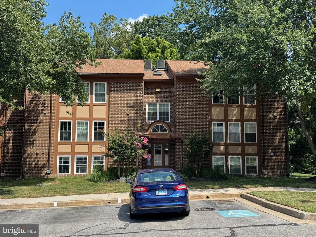 11-A FRIENDSWOOD CT #11A, Baltimore, MD 21209