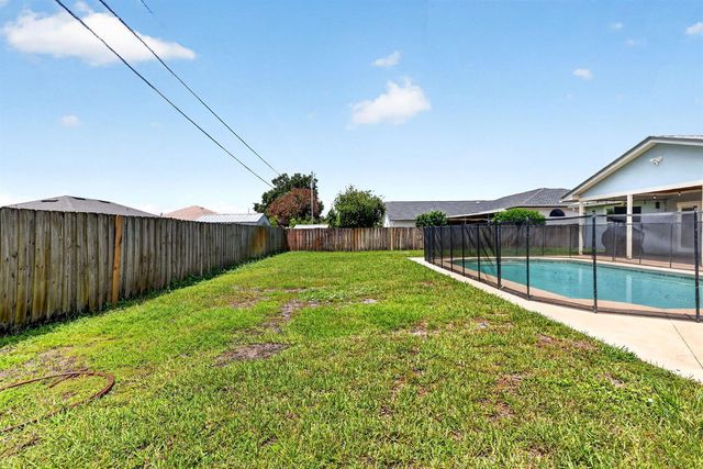 756 SW Ancona Road, Port St. Lucie, FL 34953