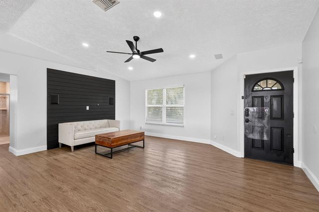 756 SW Ancona Road, Port St. Lucie, FL 34953