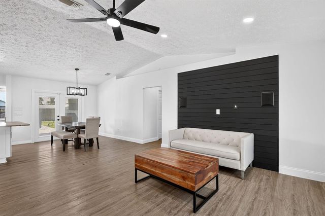 756 SW Ancona Road, Port St. Lucie, FL 34953