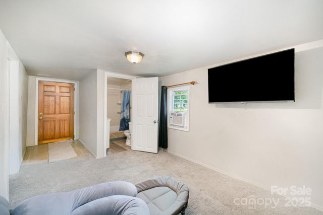 5331 Beam Lake Drive, Charlotte, NC 28216