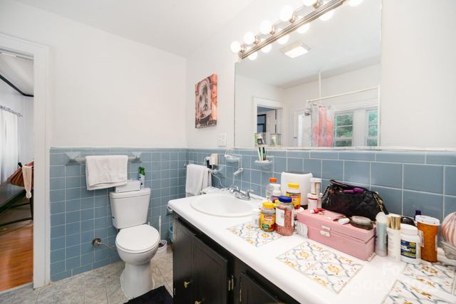 5331 Beam Lake Drive, Charlotte, NC 28216