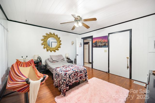 5331 Beam Lake Drive, Charlotte, NC 28216