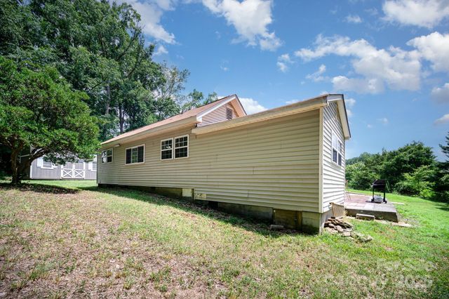 5331 Beam Lake Drive, Charlotte, NC 28216