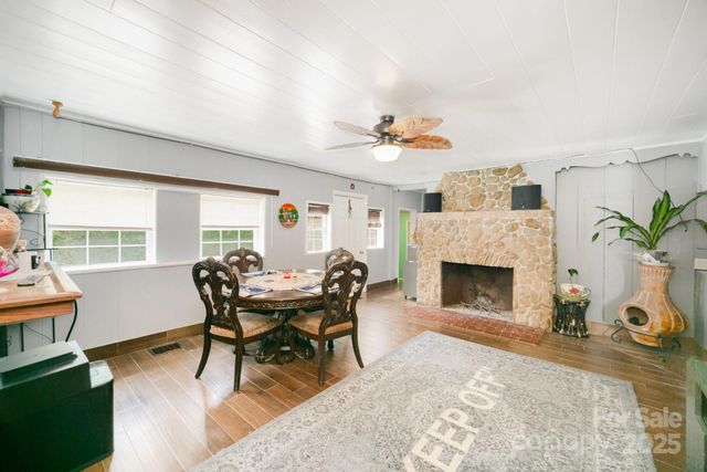 5331 Beam Lake Drive, Charlotte, NC 28216