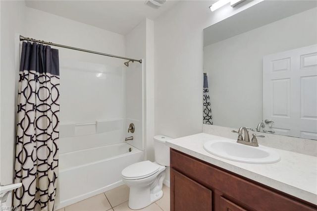 8117 Sandpiper RD, Fort Myers, FL 33967