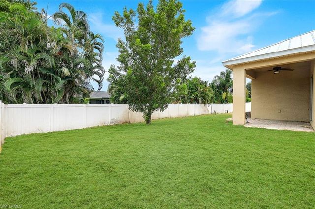 8117 Sandpiper RD, Fort Myers, FL 33967
