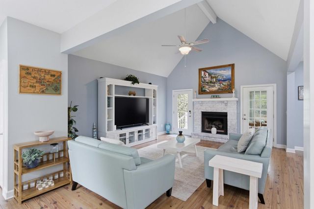 106 Berkshire Drive, Wando, SC 29492