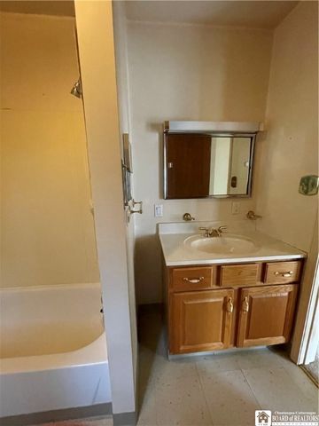 102 Broadhead Avenue, Jamestown, NY 14701