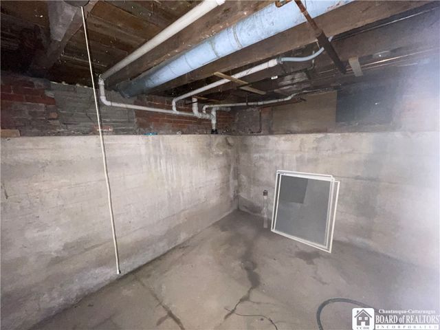 102 Broadhead Avenue, Jamestown, NY 14701