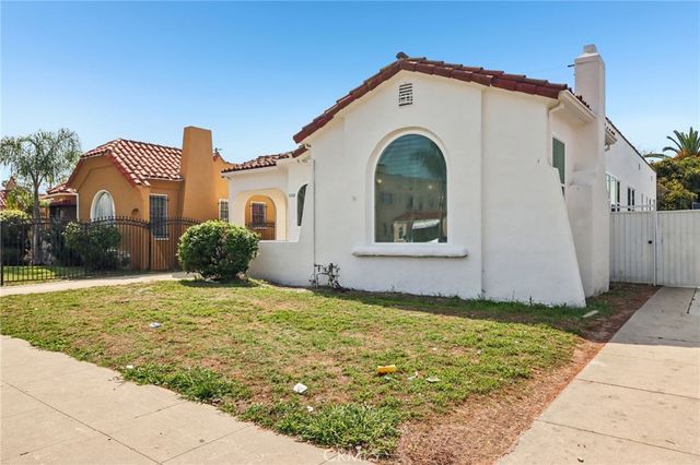 1112 W 64th Street, Los Angeles, CA 90044