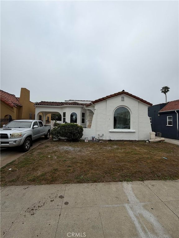 1112 W 64th Street, Los Angeles, CA 90044