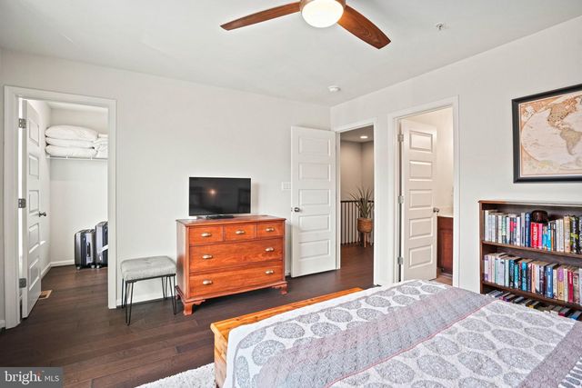 23 BURLWOOD DR, Millersville, MD 21108