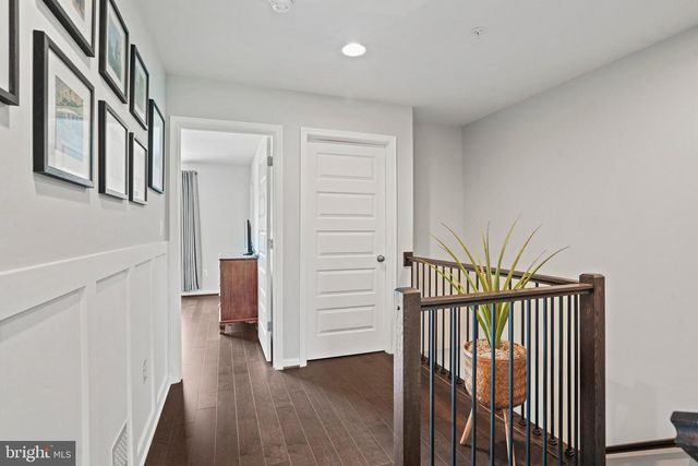 23 BURLWOOD DR, Millersville, MD 21108