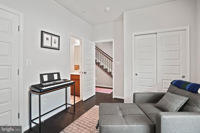 23 BURLWOOD DR, Millersville, MD 21108