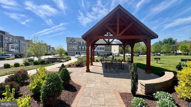 23 BURLWOOD DR, Millersville, MD 21108
