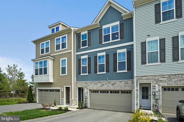 23 BURLWOOD DR, Millersville, MD 21108