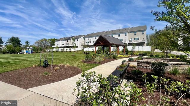 23 BURLWOOD DR, Millersville, MD 21108