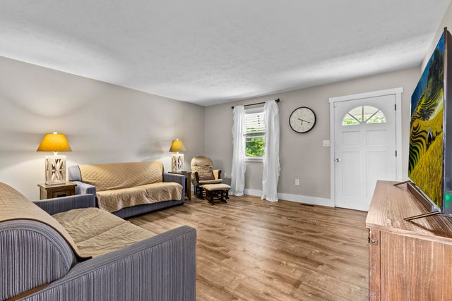 5705 Mount Sterling Road, Winchester, KY 40391