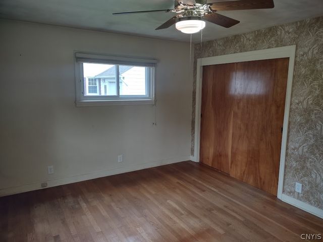 227 Fay Park Drive, Clay, NY 13212