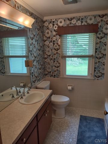 227 Fay Park Drive, Clay, NY 13212