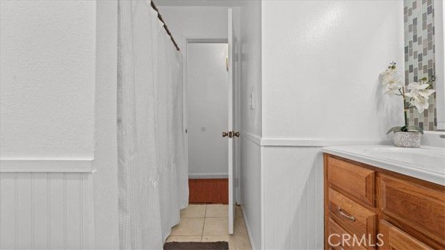 17547 Granada, Fontana, CA 92335