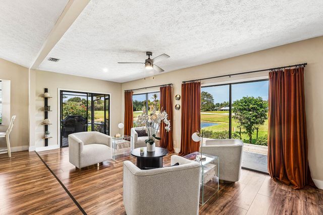 12800 SE Laurel Valley Lane, Hobe Sound, FL 33455