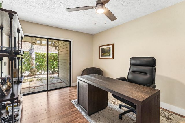 12800 SE Laurel Valley Lane, Hobe Sound, FL 33455