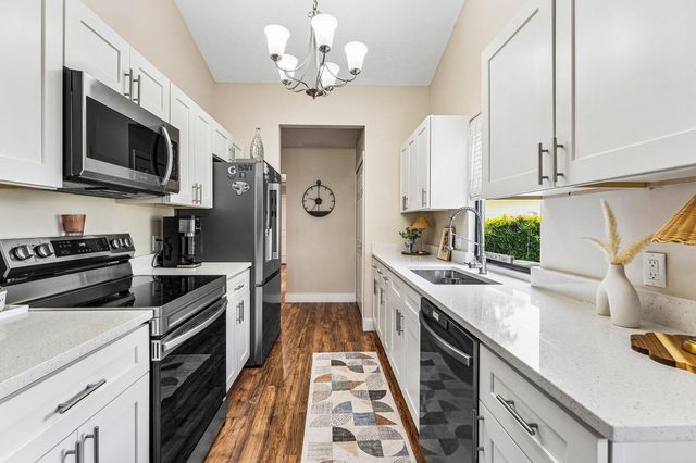 12800 SE Laurel Valley Lane, Hobe Sound, FL 33455