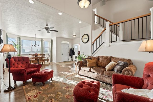 11643 S GRANDVILLE AVE, South Jordan, UT 84009