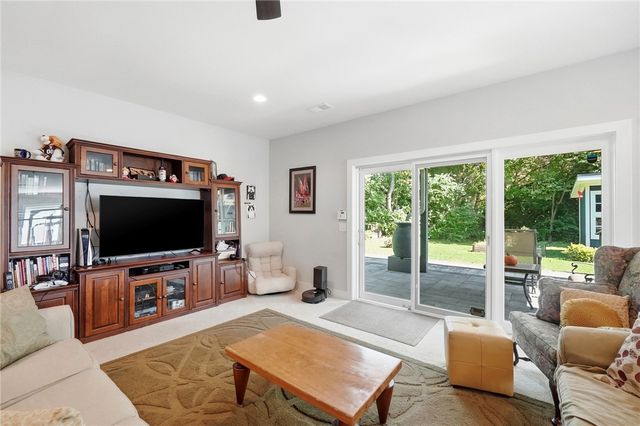 90 Marisha Court, Springboro, OH 45066