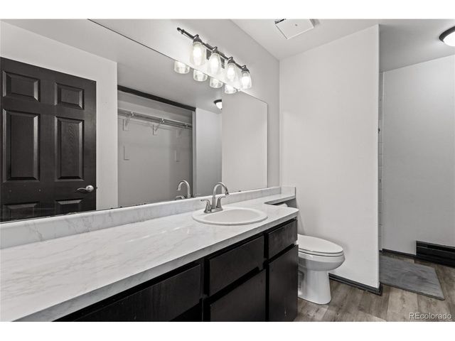 16562 E Louisiana Dr, Aurora, CO 80017