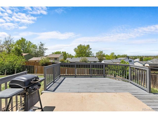16562 E Louisiana Dr, Aurora, CO 80017