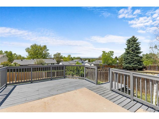 16562 E Louisiana Dr, Aurora, CO 80017