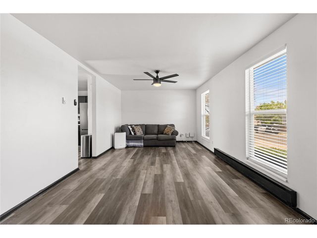16562 E Louisiana Dr, Aurora, CO 80017