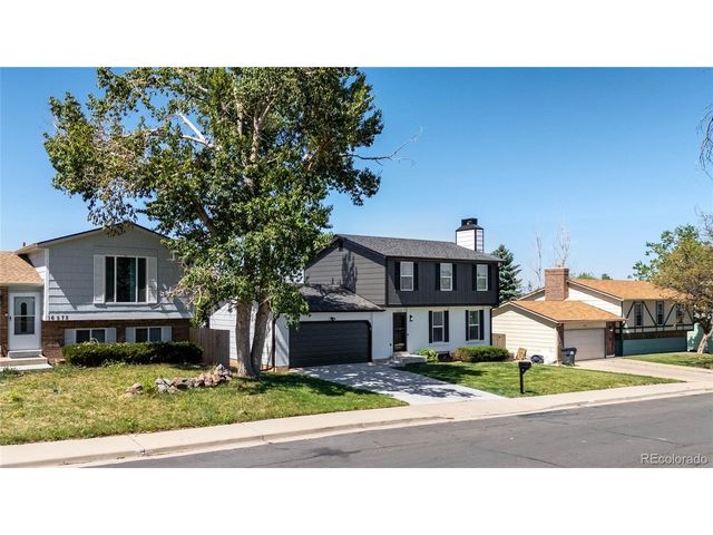 16562 E Louisiana Dr, Aurora, CO 80017