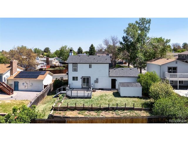 16562 E Louisiana Dr, Aurora, CO 80017