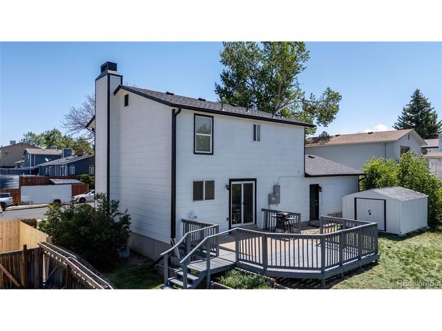 16562 E Louisiana Dr, Aurora, CO 80017