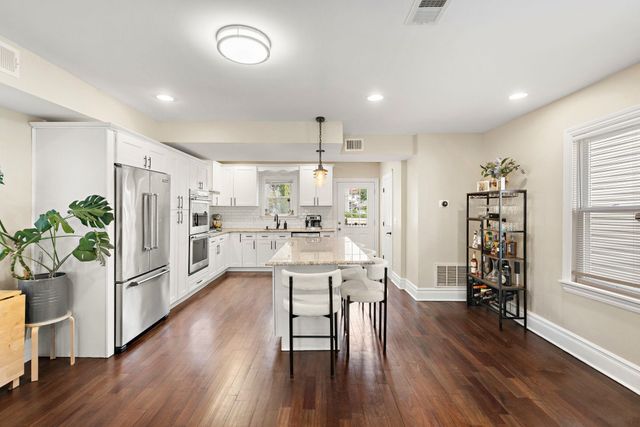 31 WEST 41ST ST, Bayonne, NJ 07002