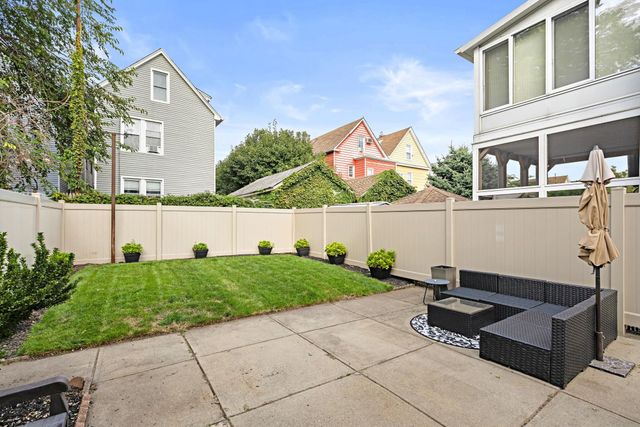 31 WEST 41ST ST, Bayonne, NJ 07002