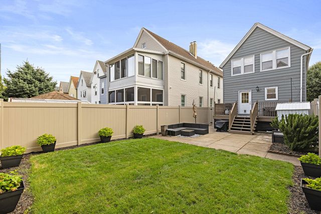 31 WEST 41ST ST, Bayonne, NJ 07002