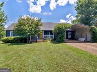 160 Crown Drive, Mcdonough, GA 30253