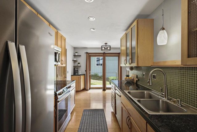 2914 Maple Grove Drive, Madison, WI 53719