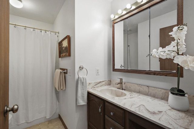 2914 Maple Grove Drive, Madison, WI 53719