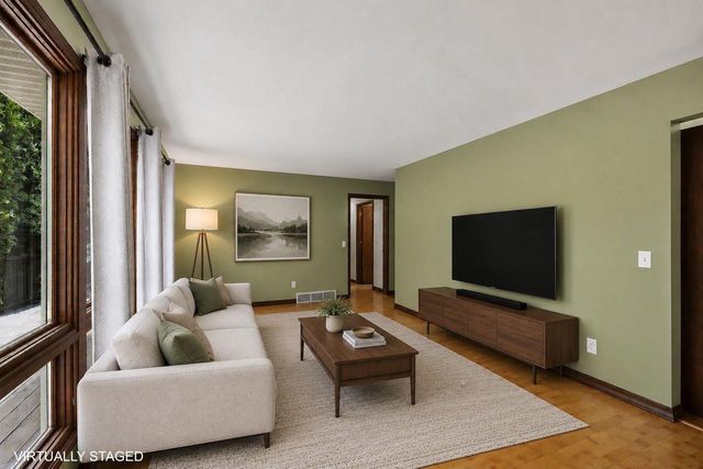 2914 Maple Grove Drive, Madison, WI 53719