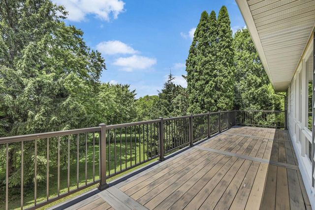 2914 Maple Grove Drive, Madison, WI 53719
