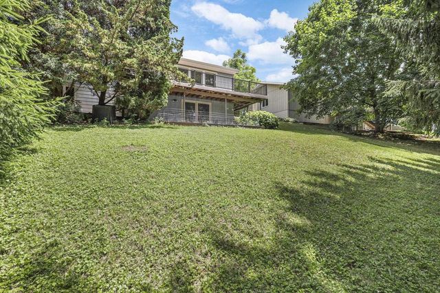 2914 Maple Grove Drive, Madison, WI 53719