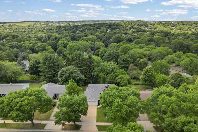 2914 Maple Grove Drive, Madison, WI 53719